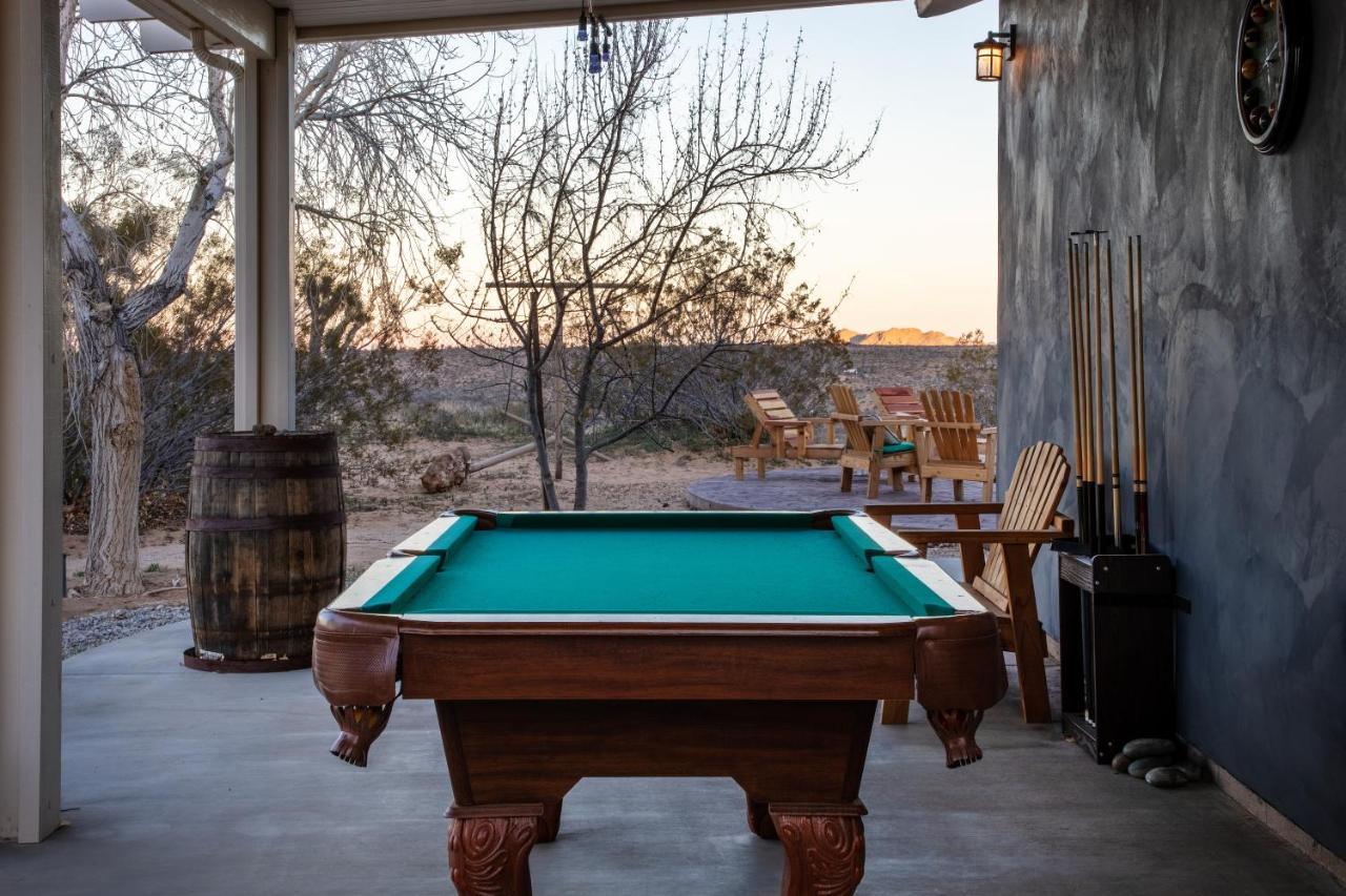 Wind Hill Hotel Yucca Valley Buitenkant foto